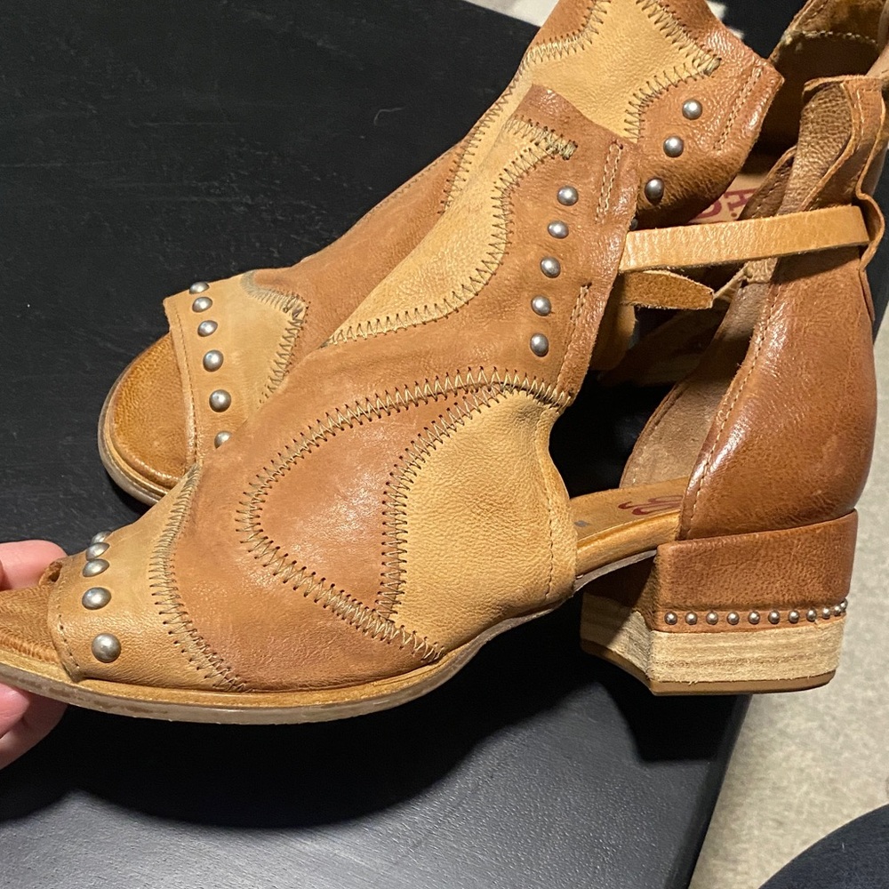 A.S.98 Maudie Leather Ankle Boots with Studs - Picture 8 of 12
